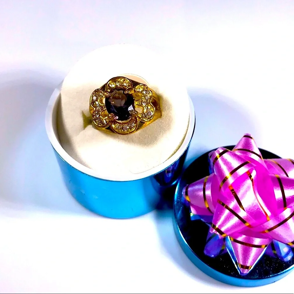 Gorgeous Big Statement Ring Vintage Deadstock New Unique Rare Sparkle Gem